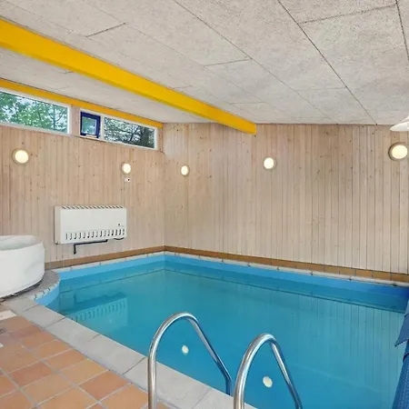 別荘 Cozy Home In Bindslev With Sauna *