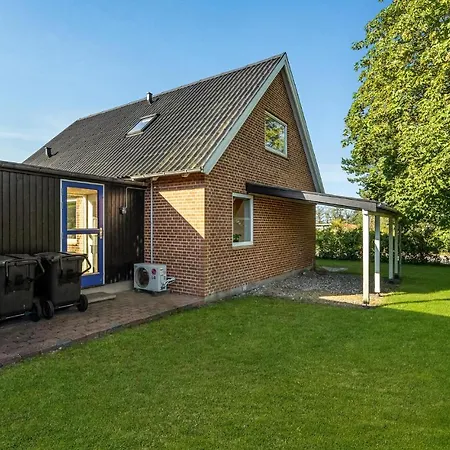 別荘 Cozy Home In Bindslev With Sauna