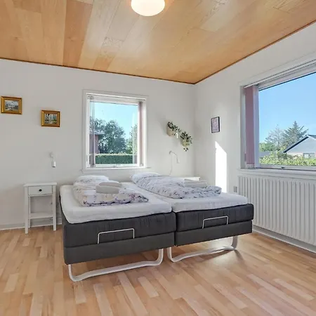 Cozy Home In Bindslev With Sauna Bindslev